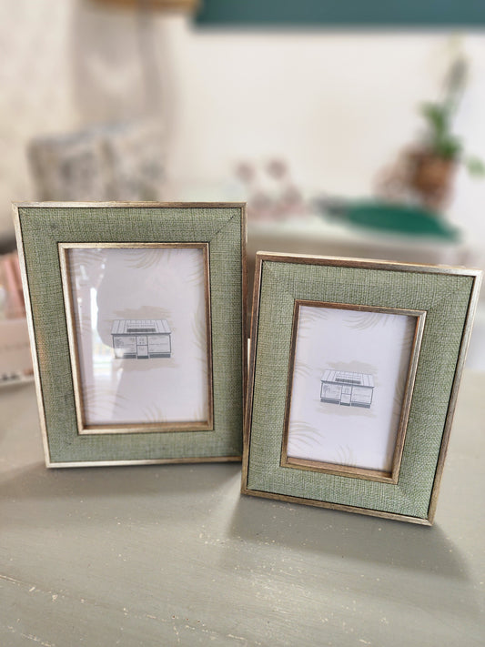 Green Cloth Photo Frame w/ Gold Border 4 x 6